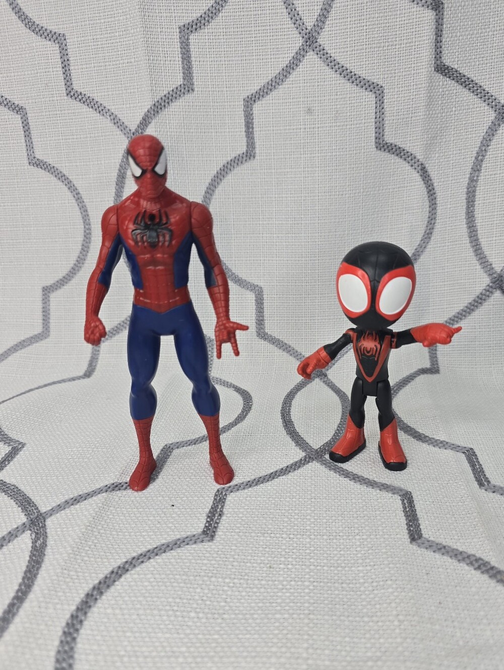 Spider-Man Marvel & Spidey Miles Morales Hasbro Spider-Man Set of 2 Figures